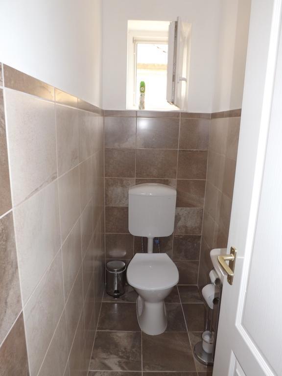 Fagyoengy Appartement Sárvár Kamer foto