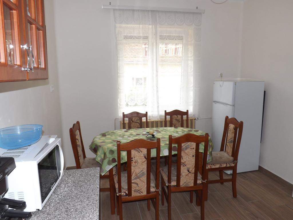 Fagyoengy Appartement Sárvár Kamer foto