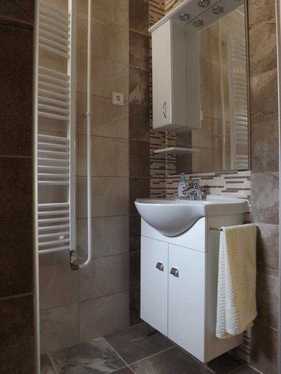 Fagyoengy Appartement Sárvár Kamer foto
